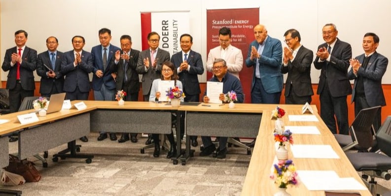 A Universidade Stanford e a Universidade Nacional da Cidade de Ho Chi Minh cooperam para promover energia limpa e desenvolvimento sustentável - Foto 1.