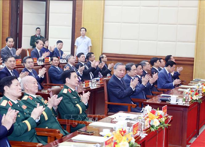 ចំណងជើងរូបថត