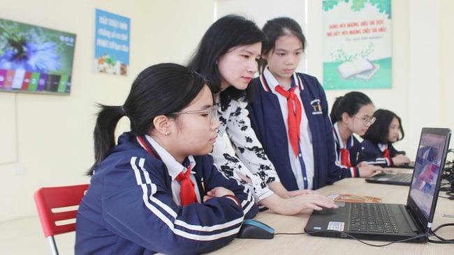 Digitalt bibliotek – Dörren till ett lärande samhälle och digitalt medborgarskap - Foto 2. Thư viện số – Cánh cửa mở ra xã hội học tập và công dân số - Ảnh 2.