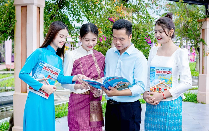 Universités médicales privées : nécessité de réviser et d'évaluer objectivement - Photo 2. khối ngành sức khỏe - Ảnh 2.