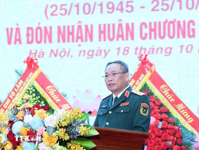 ttxvn-1810-tong-bi-thu-tong-cuc-2-tinh-bao-quoc-phong-10.jpg