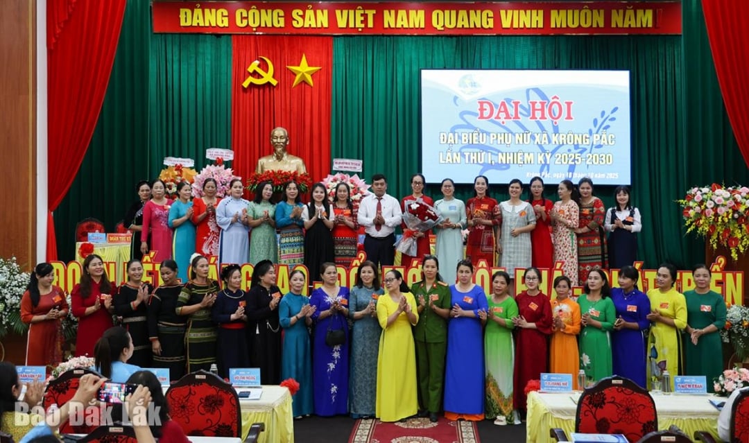 គណៈកម្មាធិការប្រតិបត្តិសហភាពនារីឃុំក្រាំងប៉ាកអាណត្តិទី១ ឆ្នាំ២០២៥-២០៣០ ត្រូវបានណែនាំ និងទទួលភារកិច្ចរបស់ខ្លួន។