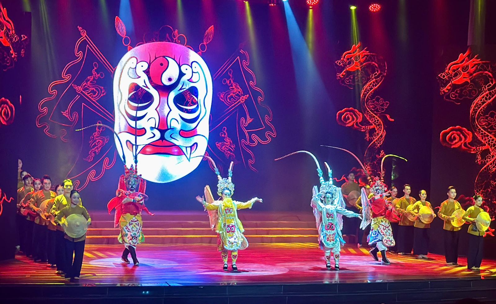 ចំណងជើងរូបថត