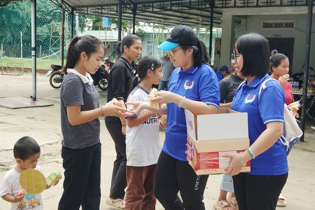 Hơi ấm trao tay - nơi yêu thương nảy mầm - Ảnh 5.