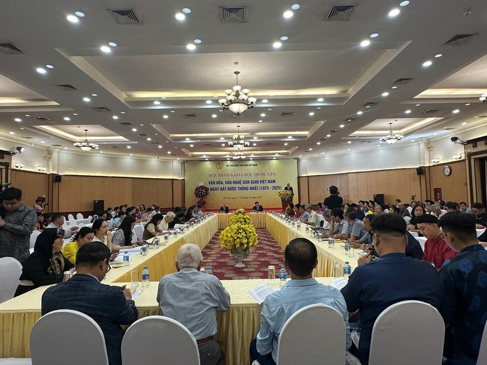 ថែរក្សាសិល្បៈប្រជាប្រិយវៀតណាមក្រោយ ៥០ឆ្នាំនៃការបង្រួបបង្រួមជាតិ - រូបថត ៤