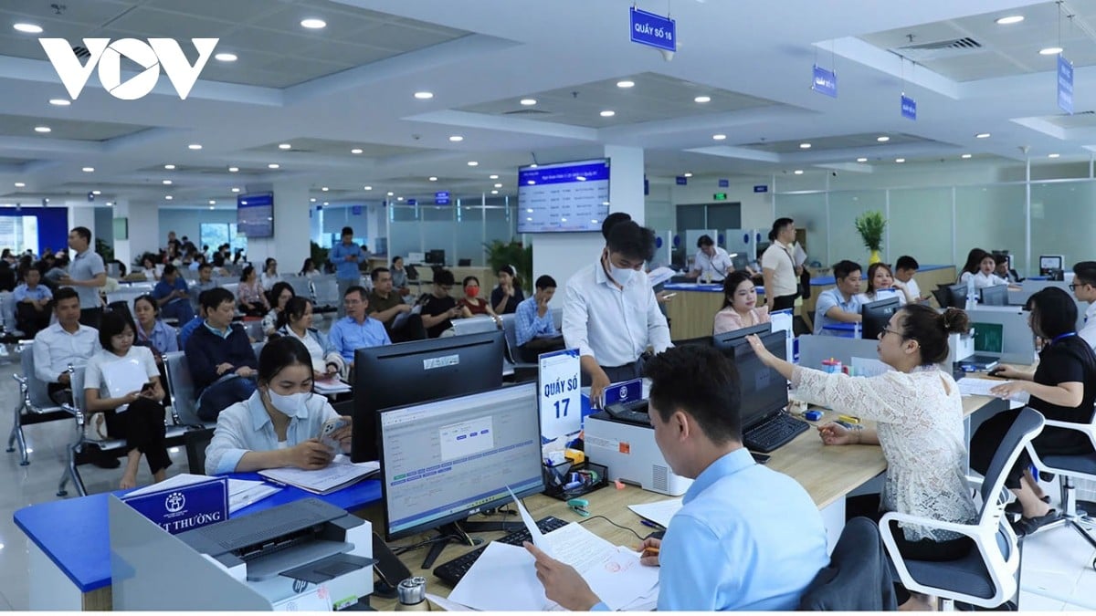 Tất cả sổ đỏ hiện nay đều do chính cơ quan Nhà nước cấp và quản lý vì sao bắt dân phải phô tô nộp?