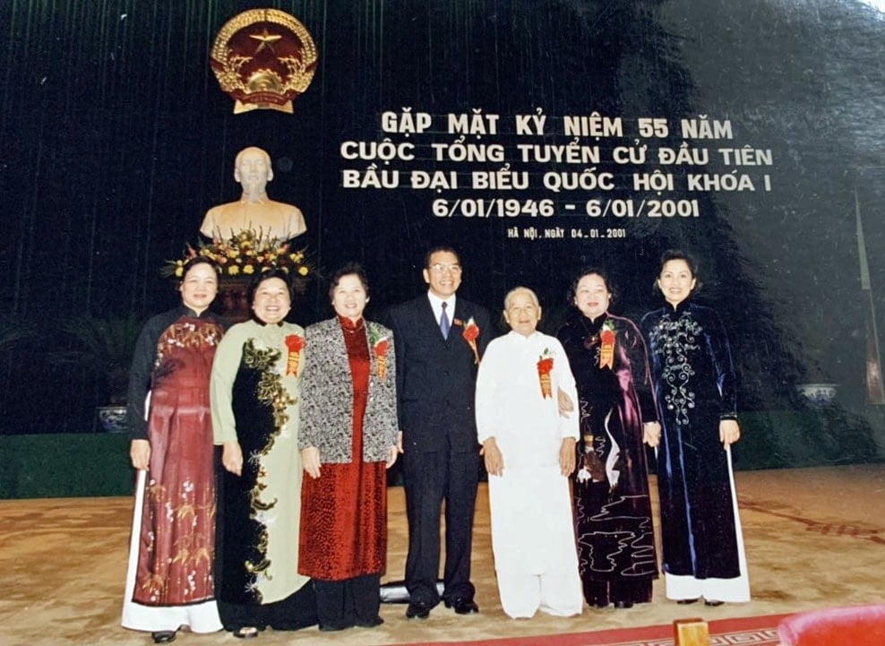 images-2cae99c722739fd7811264aa24039009b9a1a0c10c49d731e15878fa5676128dd6dc32 35f1995796091015313d572559092e60fcc33c04fcfdcf60c3968ef108-_1651730068017.jpg