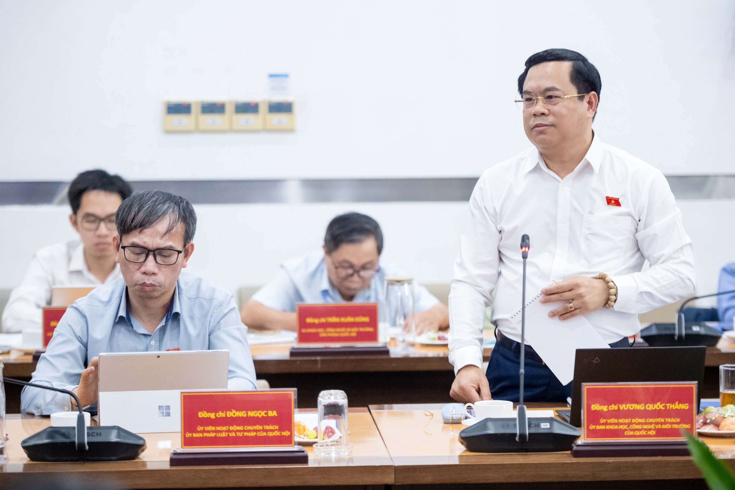 20251018-UBKHCNMT_LuatTritueNhantao_Mobifone-22 - Medlem i den ständiga kommittén för vetenskap och teknik, Vuong Quoc Thang