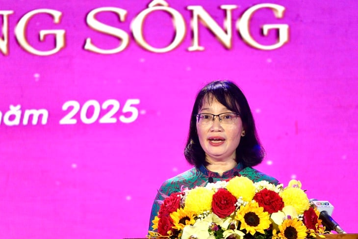 Tưng bừng khai mạc Những ngày Văn học - Nghệ thuật TP.HCM - Ảnh 2.