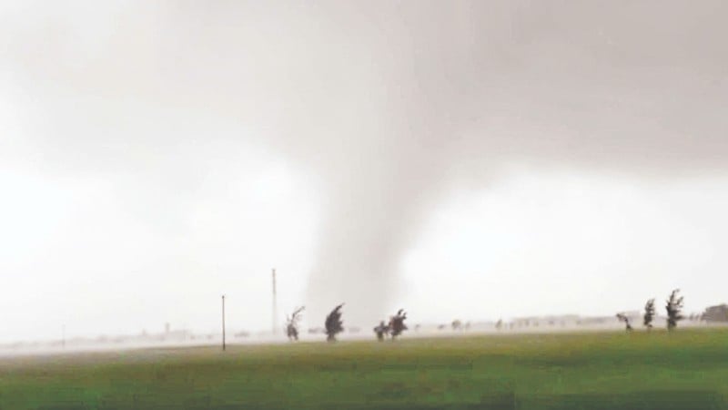 Image of tornado recorded by people in the Northern Delta on September 29. (Photo: TIEN PHONG NEWSPAPER)