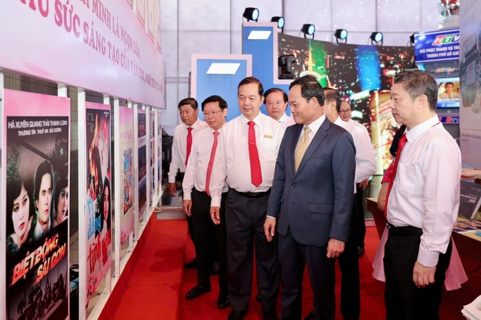 Sumber pengembangan industri budaya di Kota Ho Chi Minh - Foto 1. Khơi nguồn phát triển công nghiệp văn hóa TP HCM - Ảnh 1.