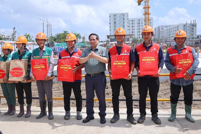 Thủ tướng: Giao các doanh nghiệp làm tốt tiếp tục triển khai các dự án nhà ở xã hội- Ảnh 4. Thủ tướng: Giao các doanh nghiệp làm tốt tiếp tục triển khai các dự án nhà ở xã hội- Ảnh 4.