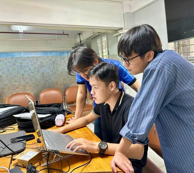 Quy định mới về giảng viên ĐH, lần đầu có khái niệm ‘giảng viên đồng cơ hữu’ - Ảnh 1.