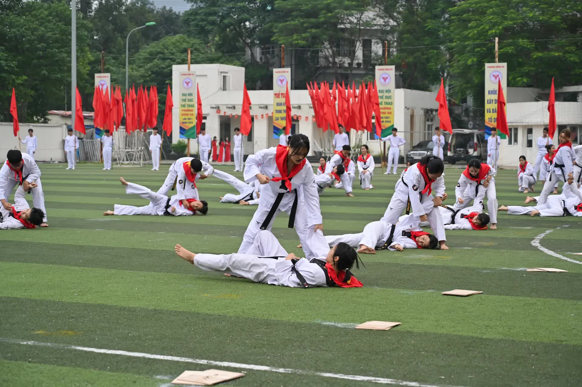 Phường Đống Đa khai mạc Đại hội Thể dục thể thao lần thứ I năm 2025- Ảnh 6.