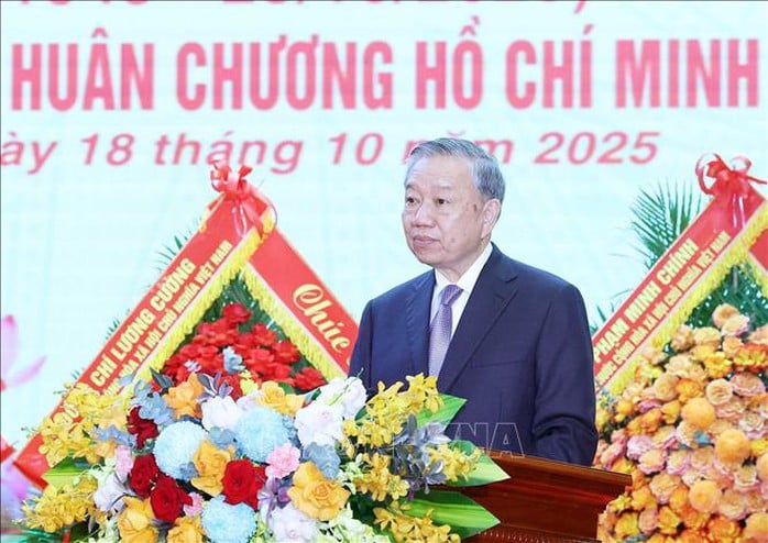Secretaris-generaal Lam bevestigde de rol van de Defensie-inlichtingendienst bij de bescherming van het vaderland - Foto 1. Tổng Bí thư Tô Lâm khẳng định vai trò Tình báo Quốc phòng trong bảo vệ Tổ quốc - Ảnh 1.