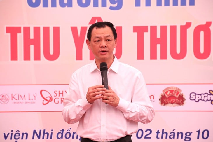 Gần 2.000 phần quà Trung thu tặng bệnh nhi Bệnh viện Nhi đồng 1- Ảnh 1.