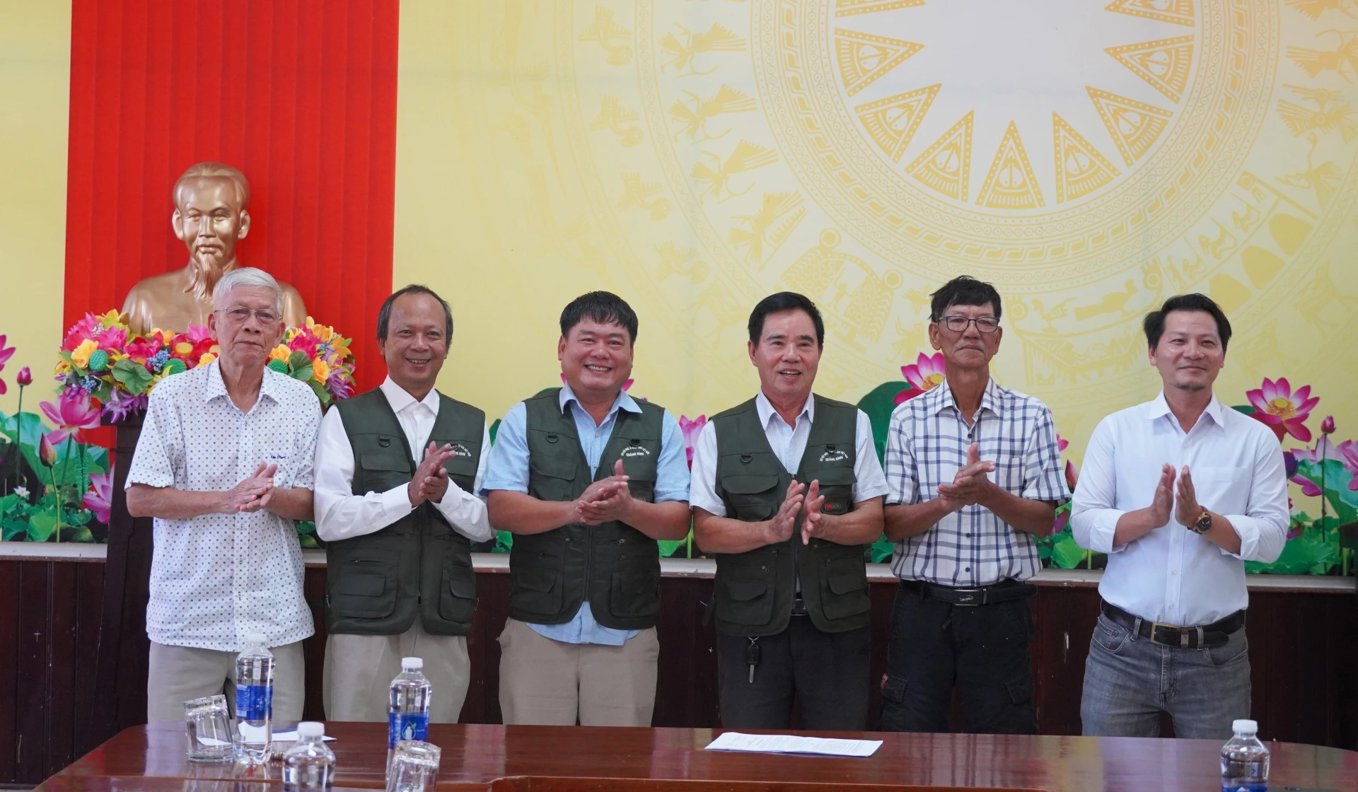 សម្ពោធសមាគមវិចិត្រករថតរូបវៀតណាមនៅខេត្ត Quang Tri។