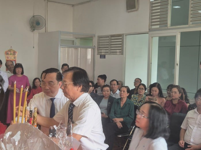 NSƯT Bảo Quốc, NSƯT Thành Lộc… tụ hội tại Nhà thờ Tổ- Ảnh 6.