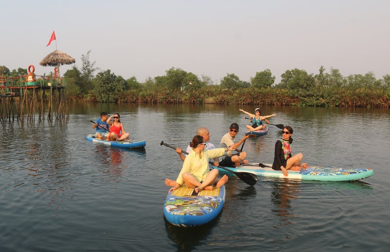 Paradox នៅឧទ្យានជាតិ Lagoon: សម្បូរទៅដោយសក្តានុពល, ក្រីក្រនៅក្នុងផលិតផលទេសចរណ៍ -0