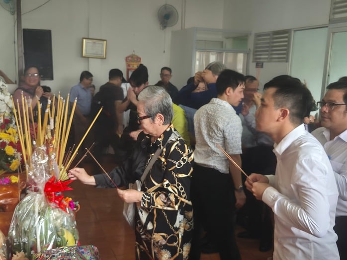 NSƯT Bảo Quốc, NSƯT Thành Lộc… tụ hội tại Nhà thờ Tổ- Ảnh 16.
