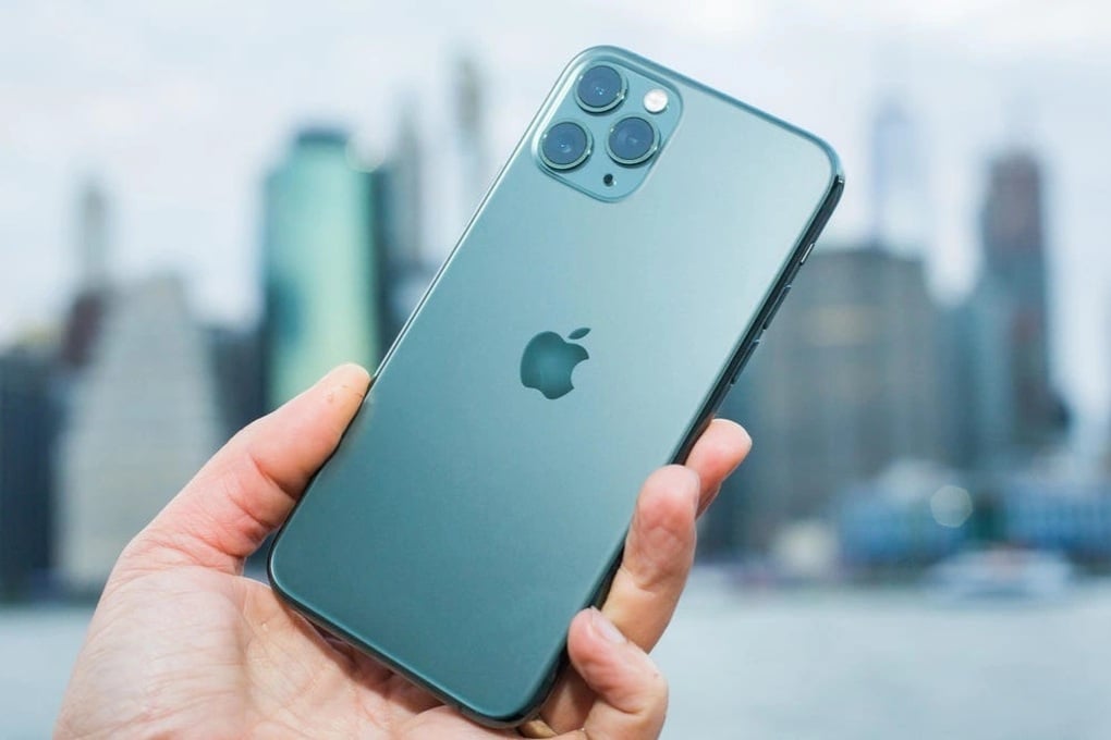 iPhone 11 Pro Max trở thành đồ cổ - 1