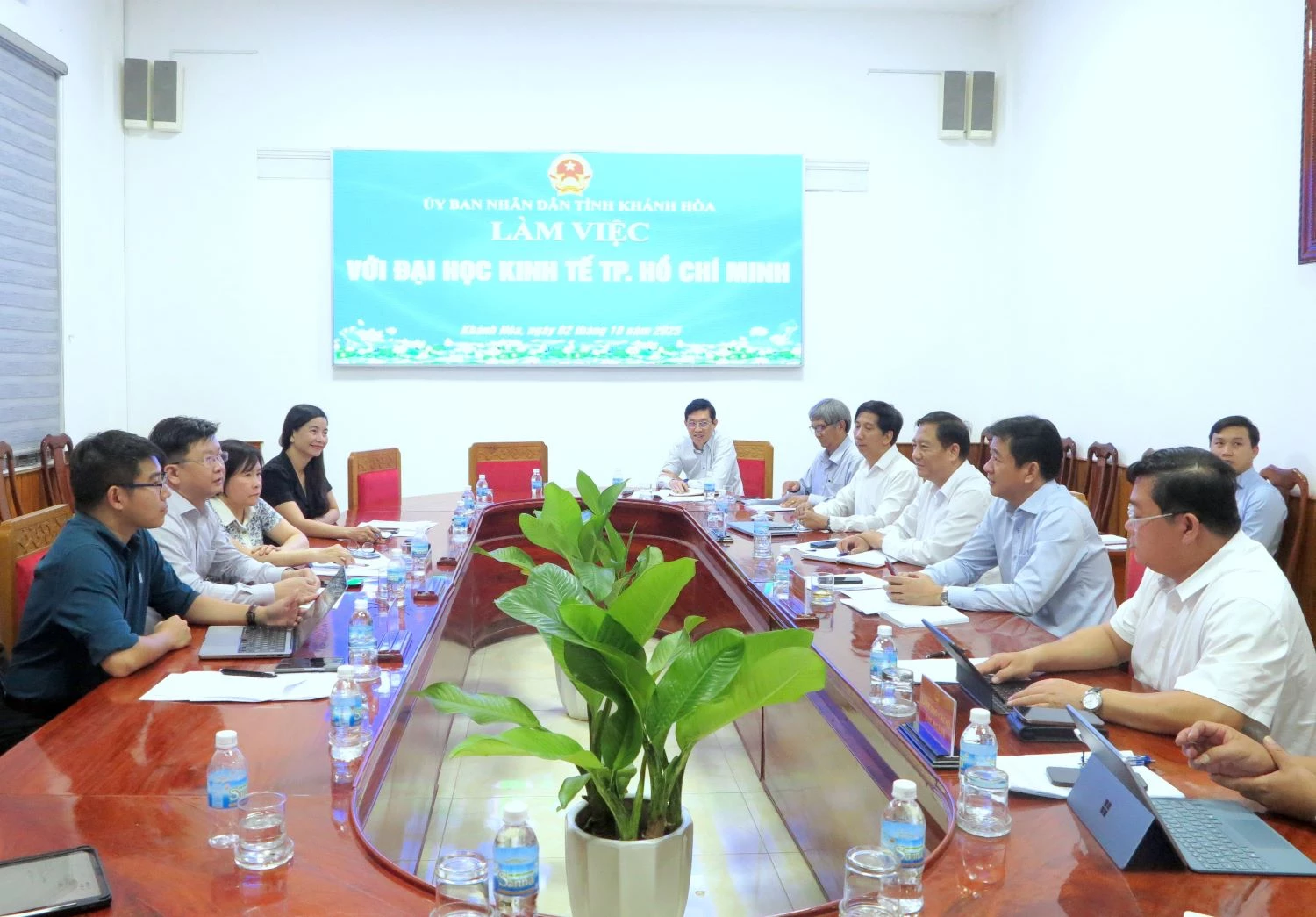 ឈុតឆាកការងារ។