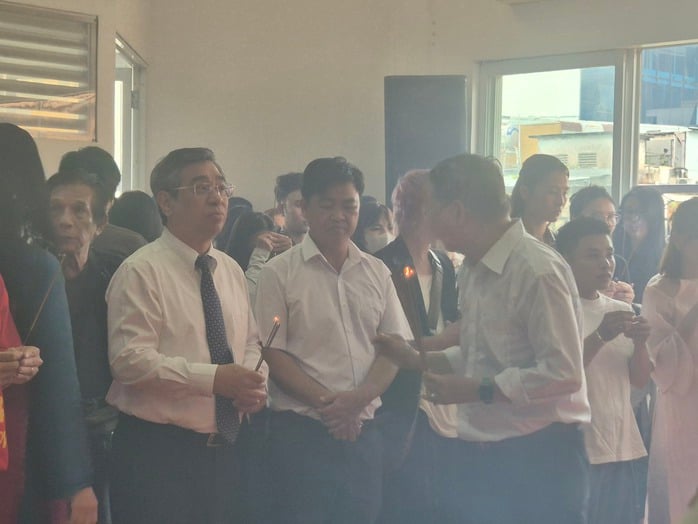NSƯT Bảo Quốc, NSƯT Thành Lộc… tụ hội tại Nhà thờ Tổ- Ảnh 2.