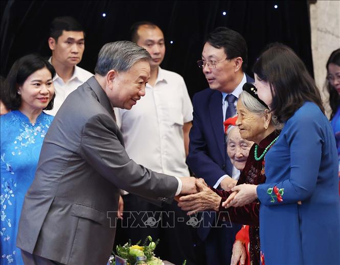 ចំណងជើងរូបថត