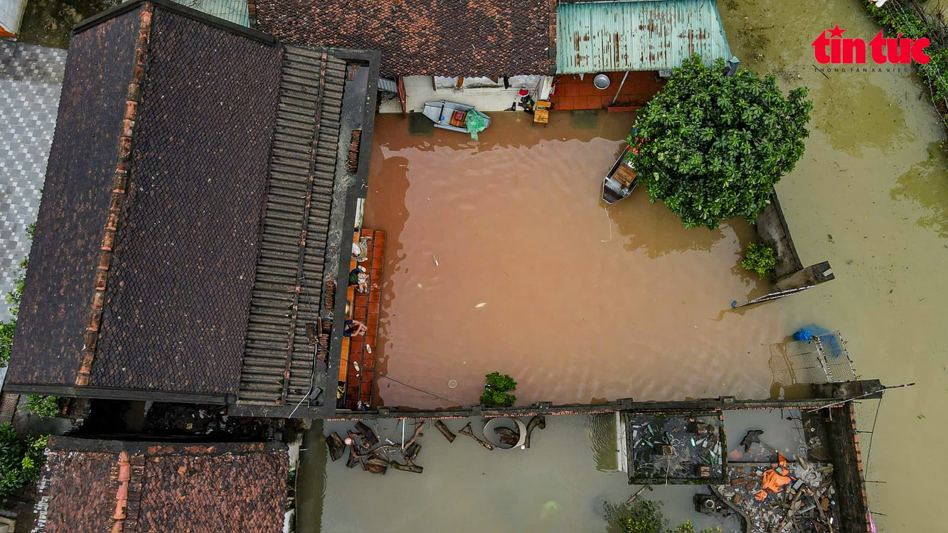 ចំណងជើងរូបថត