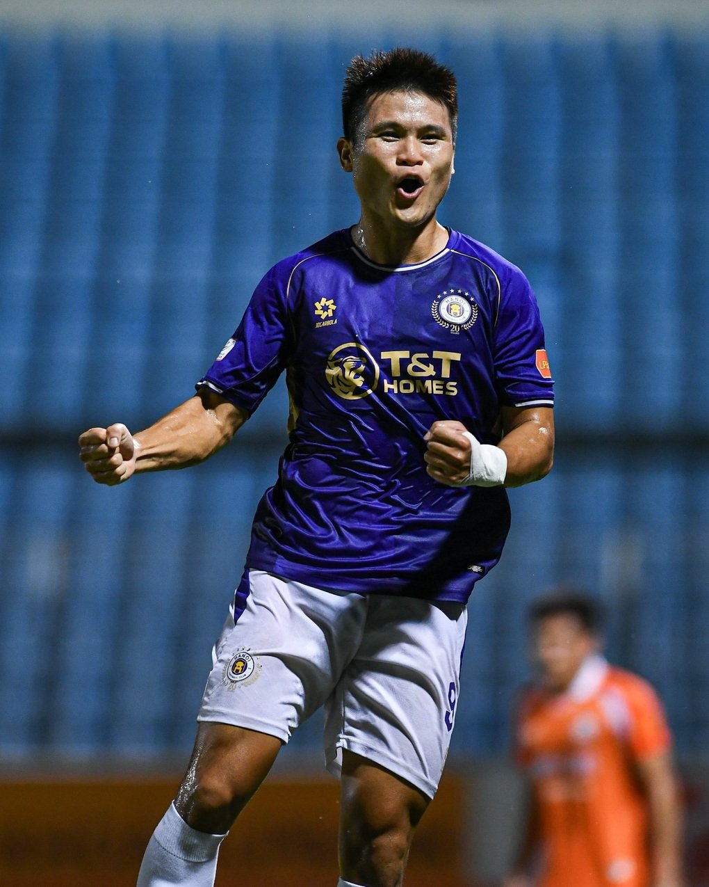 Thắng SHB Đà Nẵng, Hà Nội FC tăng tốc trên bảng xếp hạng V-League - 1