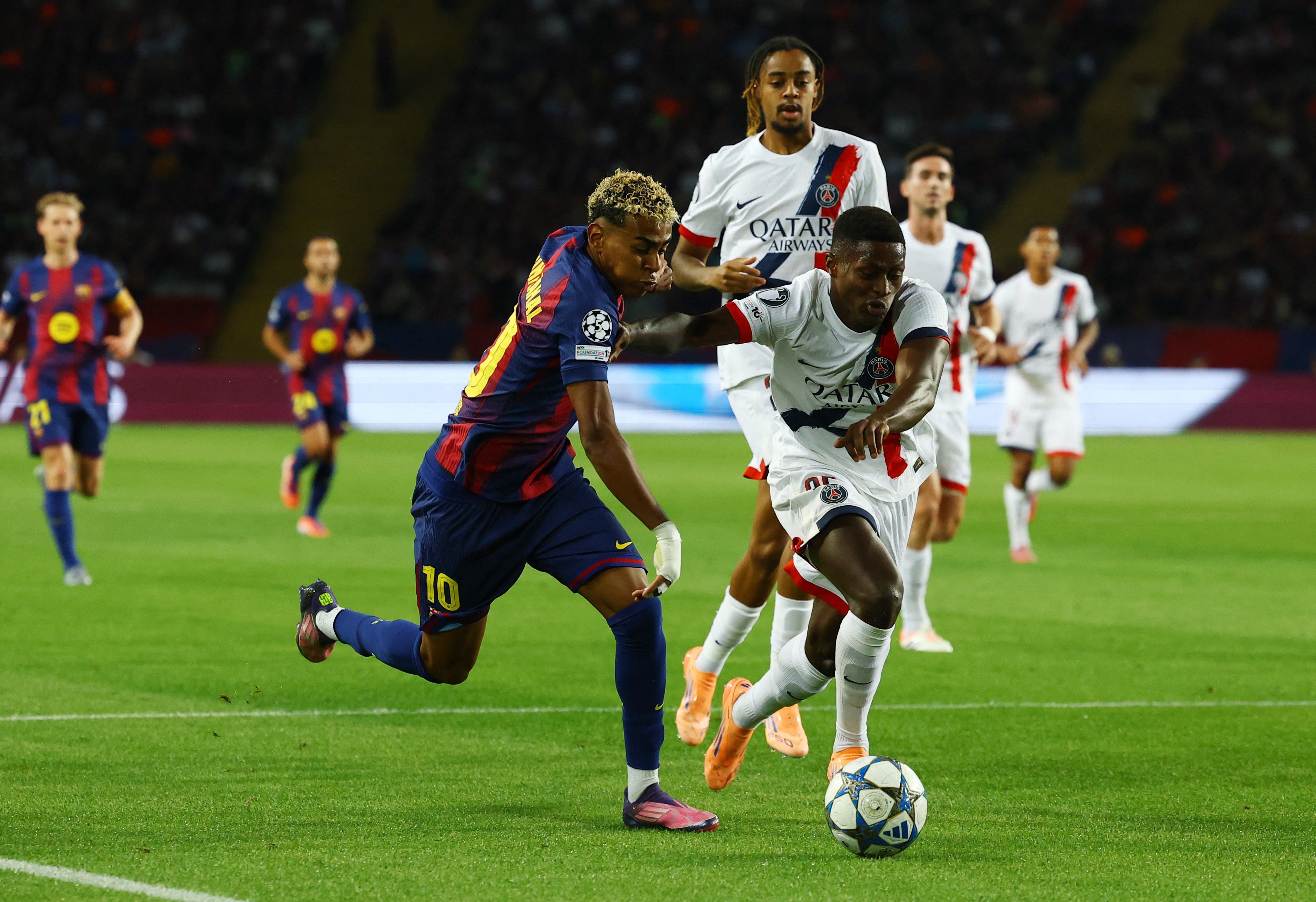 Barcelona dau PSG anh 4