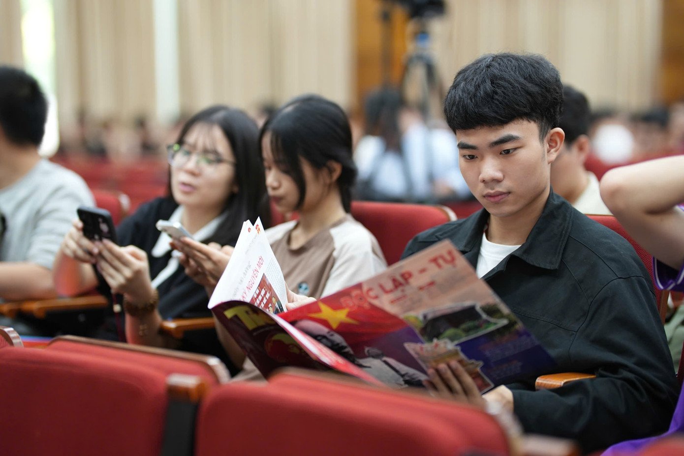 619c72438cbc06e25fad.jpg