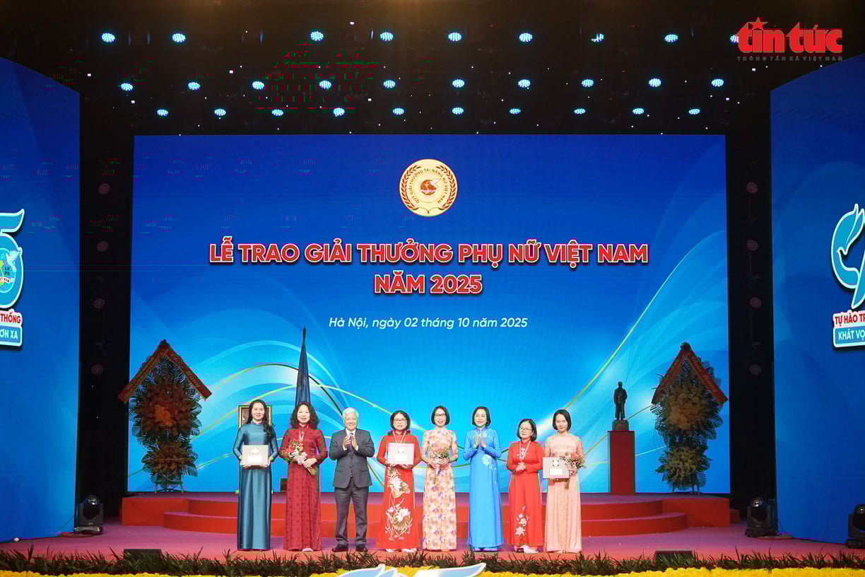 ចំណងជើងរូបថត