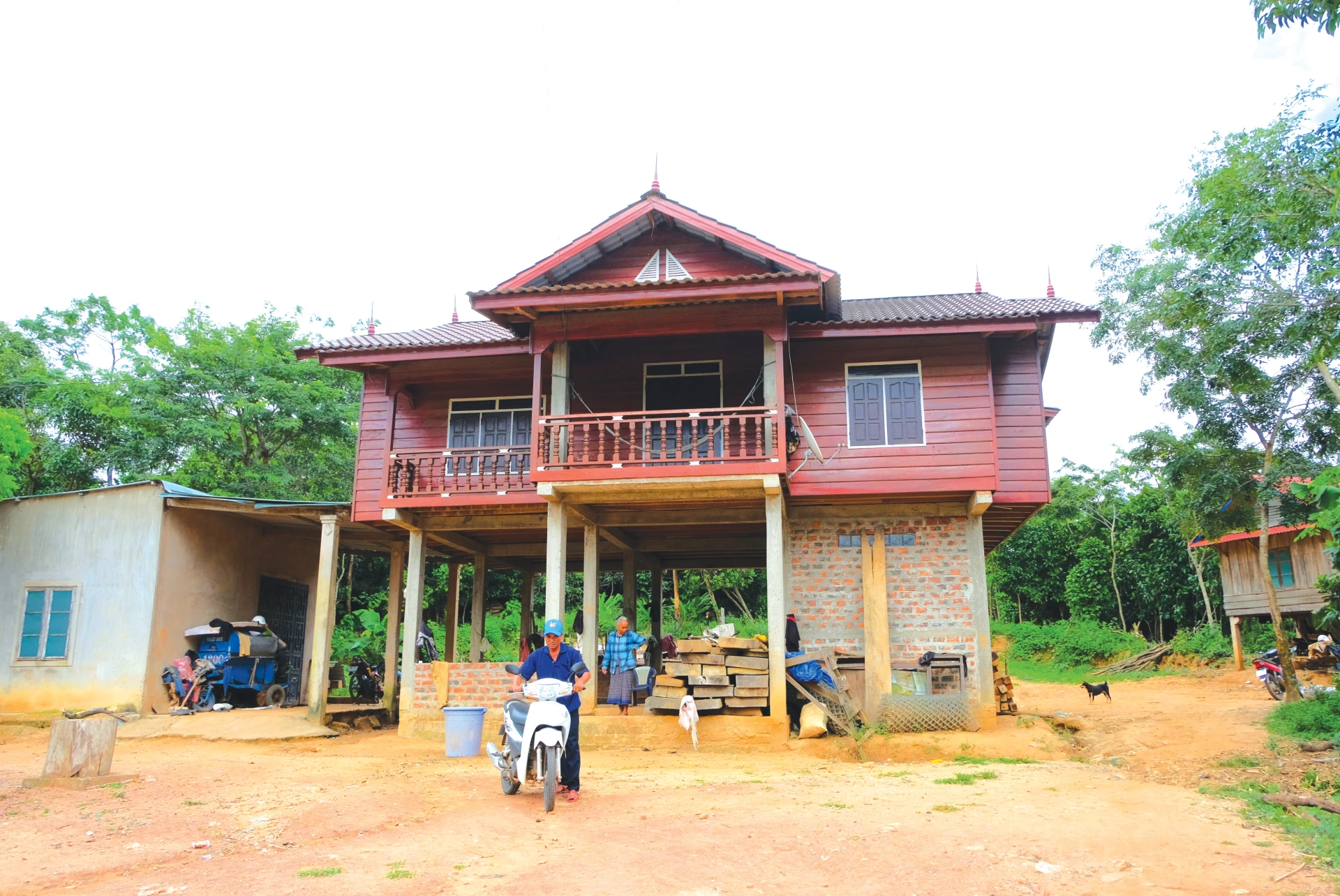 ផ្ទះធំទូលាយរបស់លោក ហូ វ៉ាន់ណេង - រូបថត៖ T.T