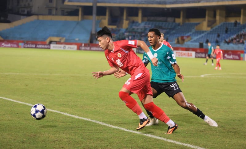 ក្លឹប​បាល់ទាត់​ប៉ូលិស​ក្រុង​ហាណូយ​បាន​ទទួល​ជ័យ​ជម្នះ​លើក​ដំបូង​ក្នុង​ការ​ប្រកួត AFC Champions League ២-០