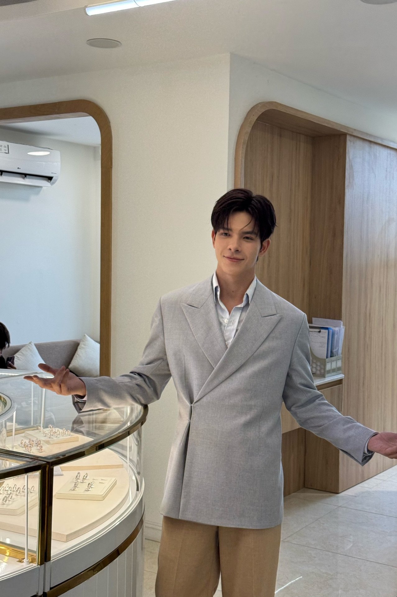 បាច់_557623336_1353702936112305_8119222169612972904_n.jpg