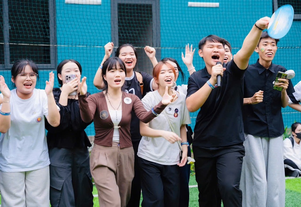 Sáp nhập đại học: Sẽ có làn sóng dịch chuyển giảng viên từ công sang tư? - 4