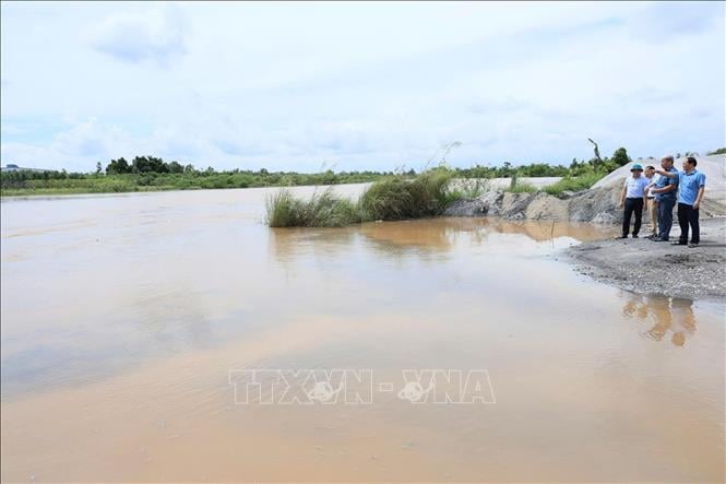 ចំណងជើងរូបថត