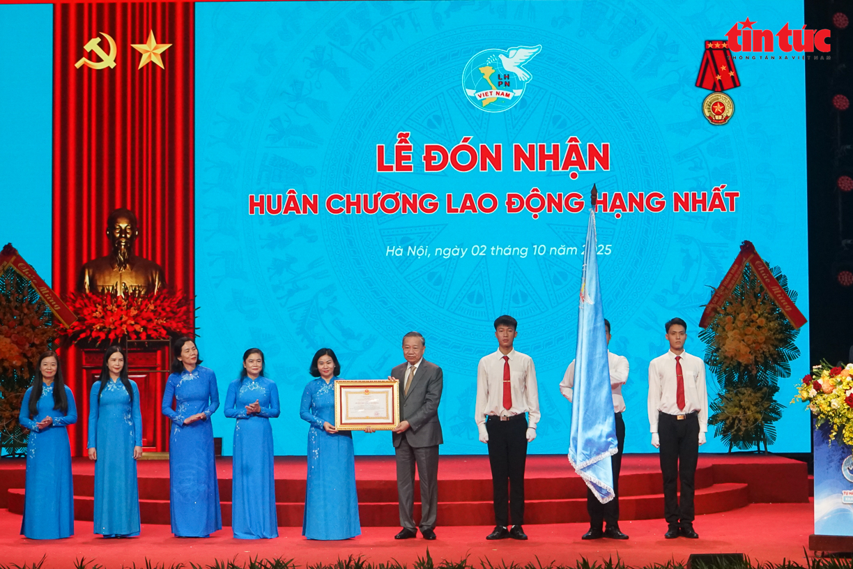 ចំណងជើងរូបថត