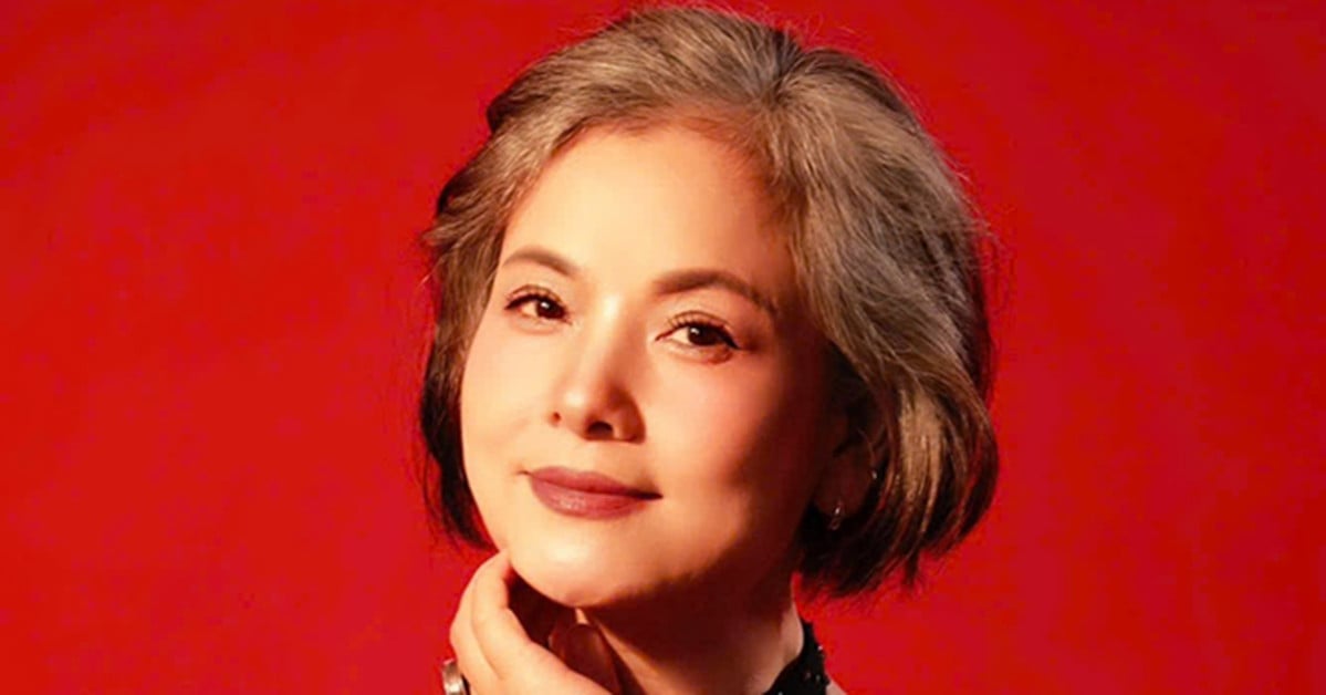 NSND Thu Quế tuổi 56 tóc bạc trắng đầu, diễn viên Phương Oanh có hành động đẹp