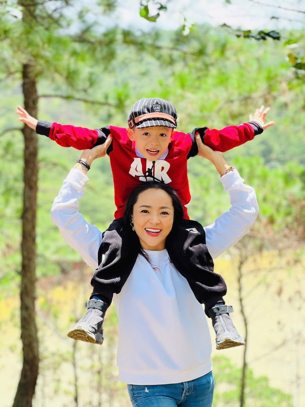 Phan Hienův dokonalý taneční partner - Foto 5. Bạn nhảy hoàn hảo của Phan Hiển- Ảnh 5.