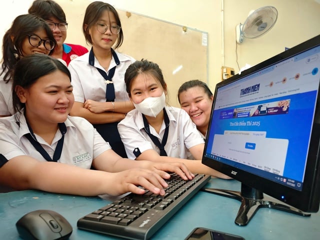 Hochschulzulassungen 2026: Offener, flexibler und transparenter für Bewerber – Foto 1. Tuyển sinh đại học 2026: Cần mở , linh hoạt và minh bạch hơn cho thí sinh - Ảnh 1.