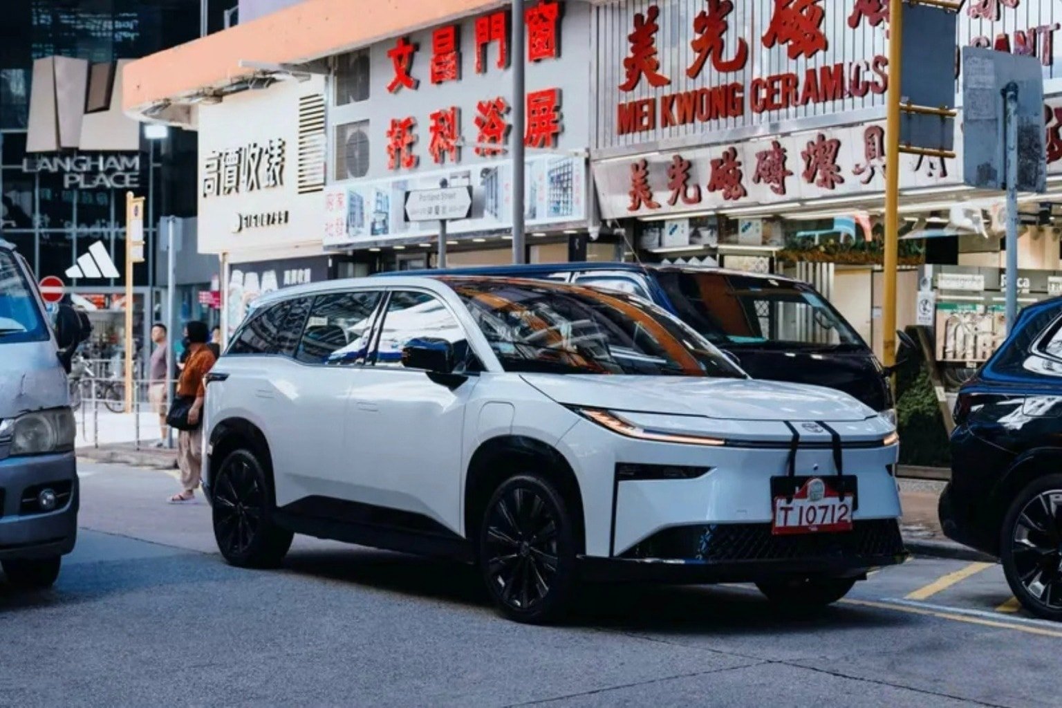 Toyota bZ3X în Hong Kong