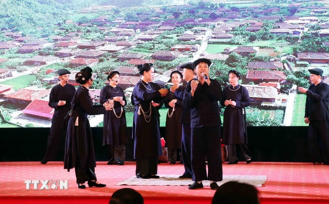 ttxvn-viet-nam-co-them-hai-lang-du-lich-tot-nhat-the-gioi-8347232-7.jpg