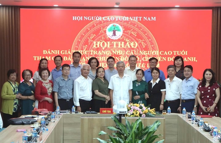 Người cao tuổi không đứng ngoài công tác chuyển đổi số - Ảnh 1.