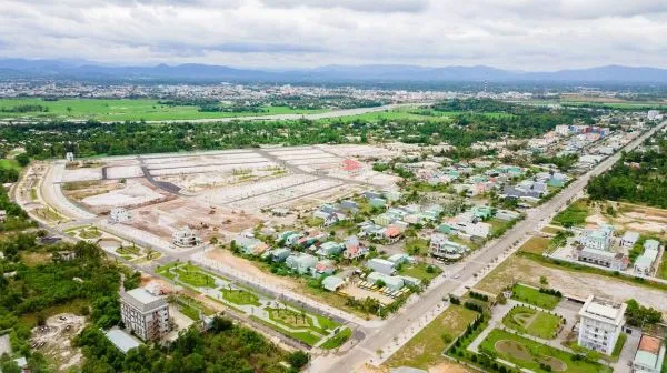The Government proposes to apply a land price list according to each land type, area, and location to calculate financial obligations and compensation when the State reclaims land.