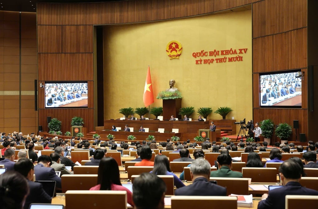 Chủ tịch Quốc hội: “Pháp luật phải đi trước mở đường cho đổi mới sáng tạo” - 3