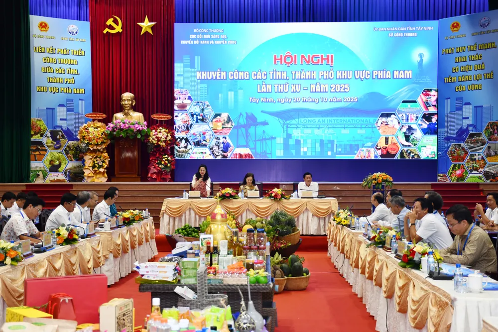 khuyen cong 3.jpg