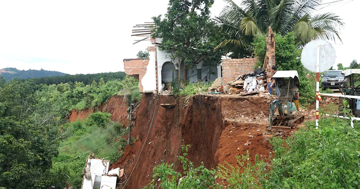 Vụ sụt lún đường vào trạm 500kV ở Gia Lai: Phong tỏa vùng sạt lở