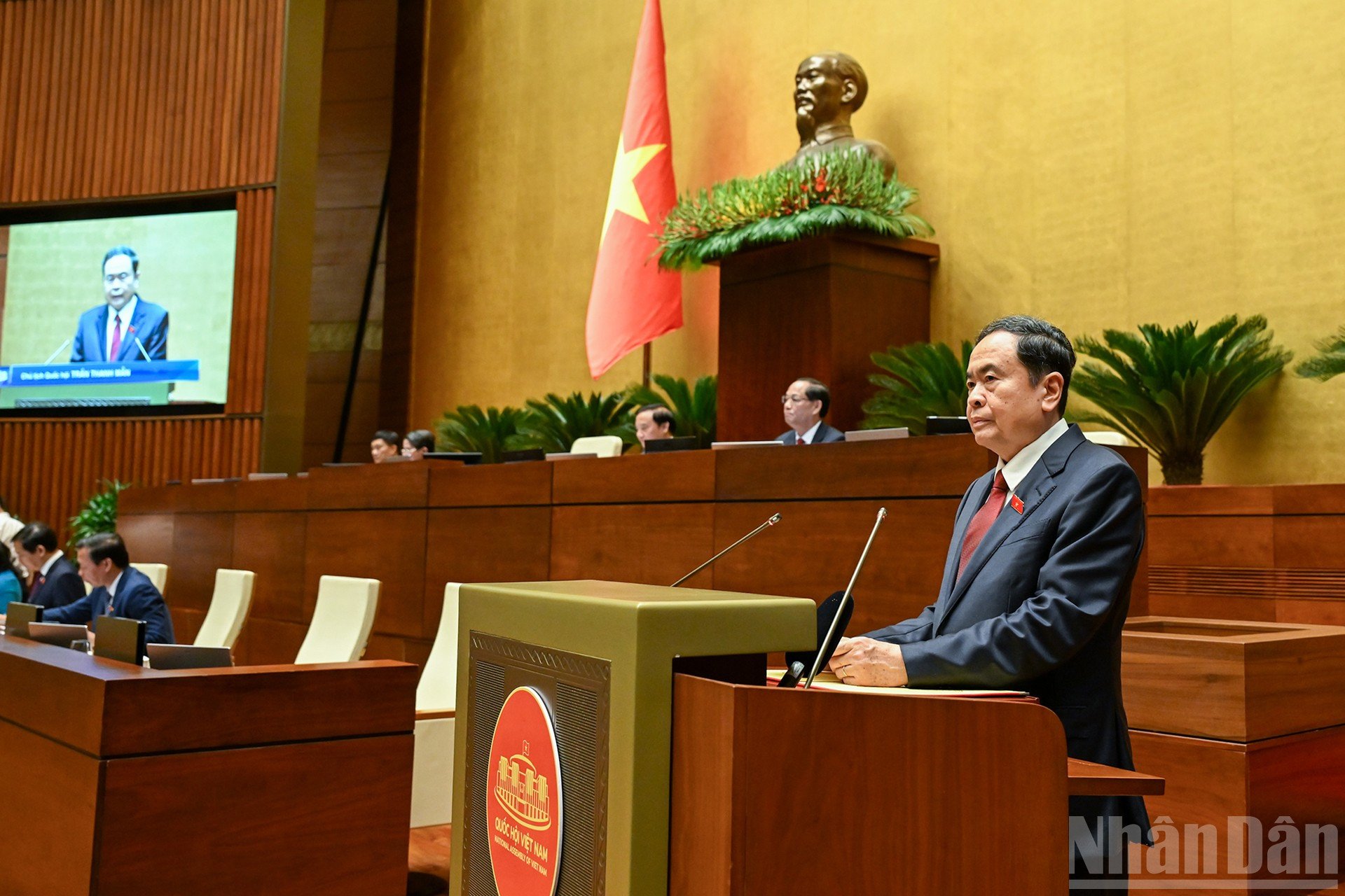ndo_br_10-7670.jpg